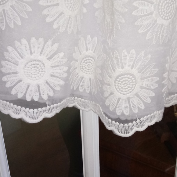 Guess Los Angeles Dress - Picture 3 of 5